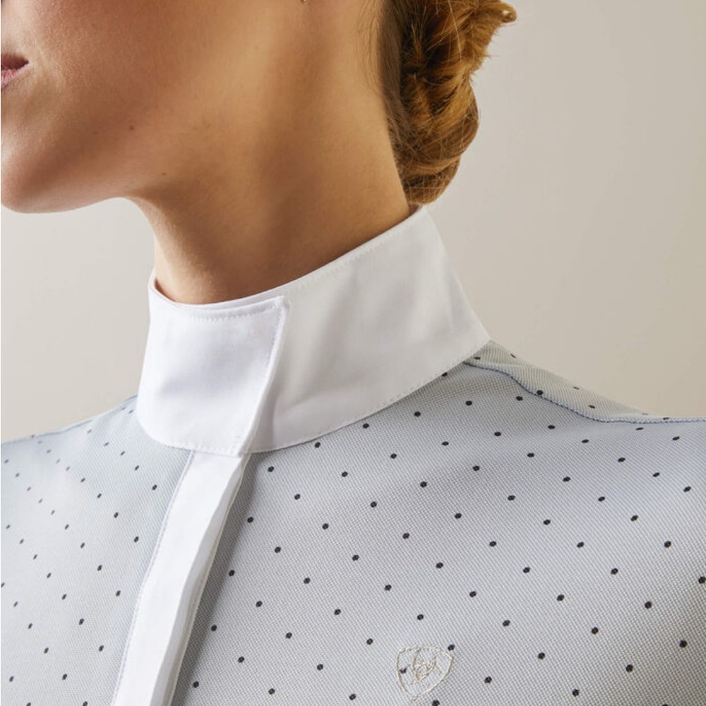Ariat White Blouse with Fitted Style and Mandarin Collar